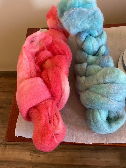 Vibrant Hand-Dyed Corriedale Cross Wool Top for Spinning, Felting & Fiber Arts - Multicolor Roving